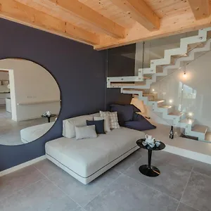 Casa Dorotei , Cusighe Italia